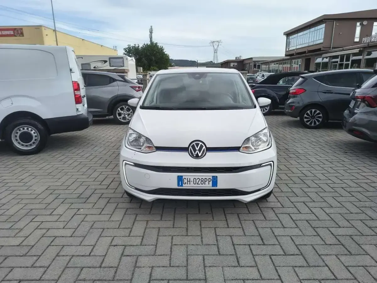 Usata VW e-up! 61 kW (83 CV) 2021 Bianco Utilitaria