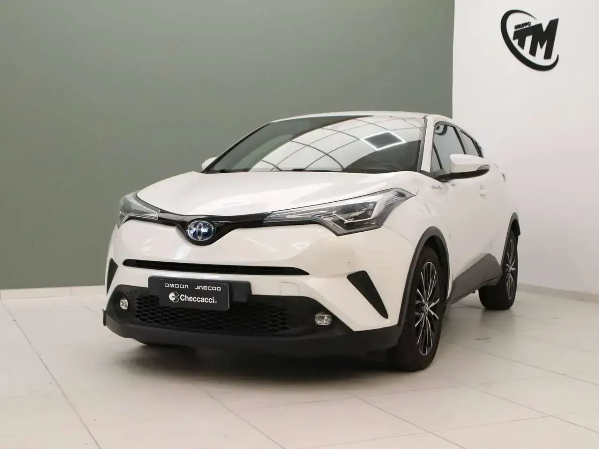 Usata Toyota C-HR Lounge 98 CV (72 kW) 2018 Bianco SUV