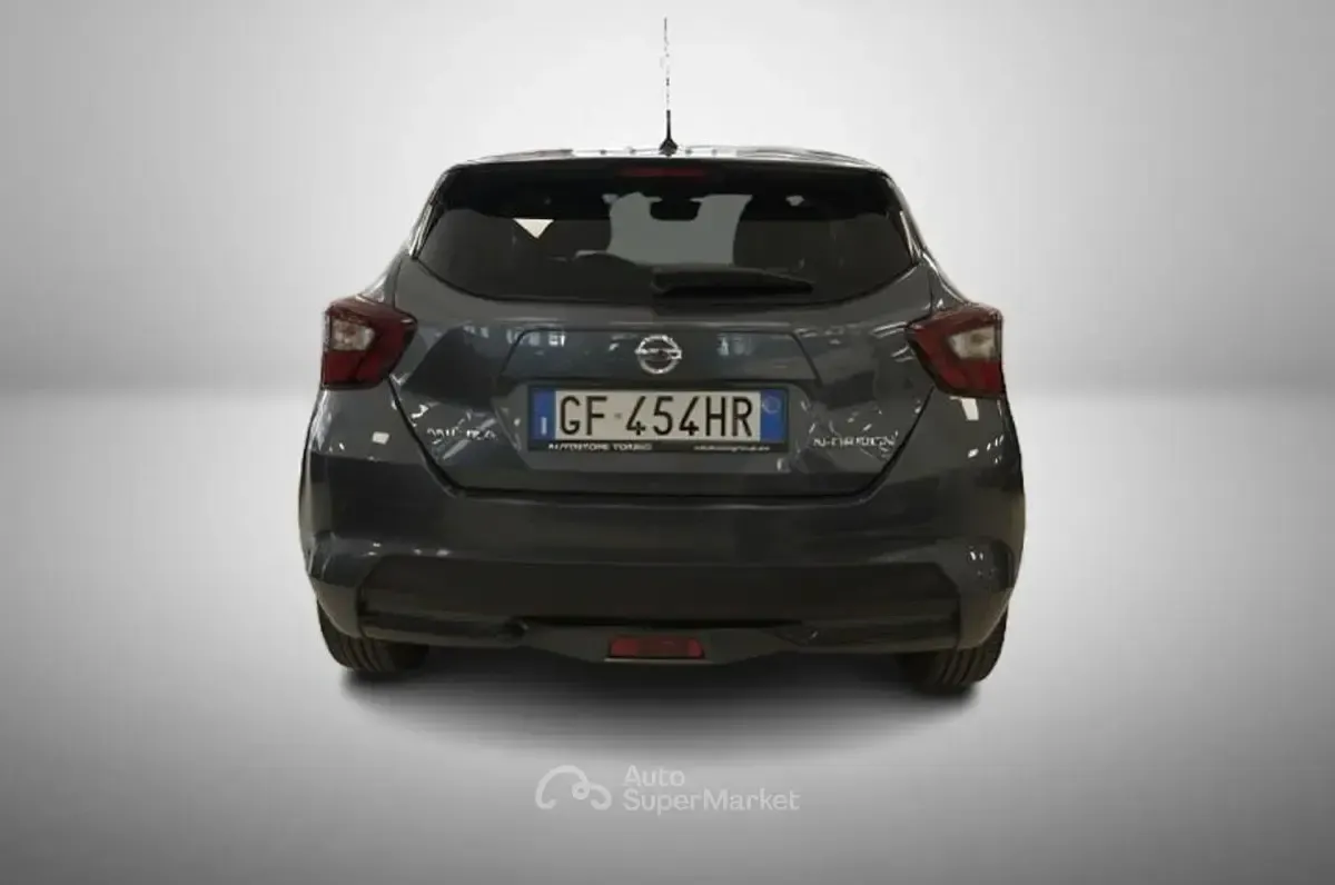 Usata Nissan Micra 92 CV (67 kW) 2021 Grigio Utilitaria
