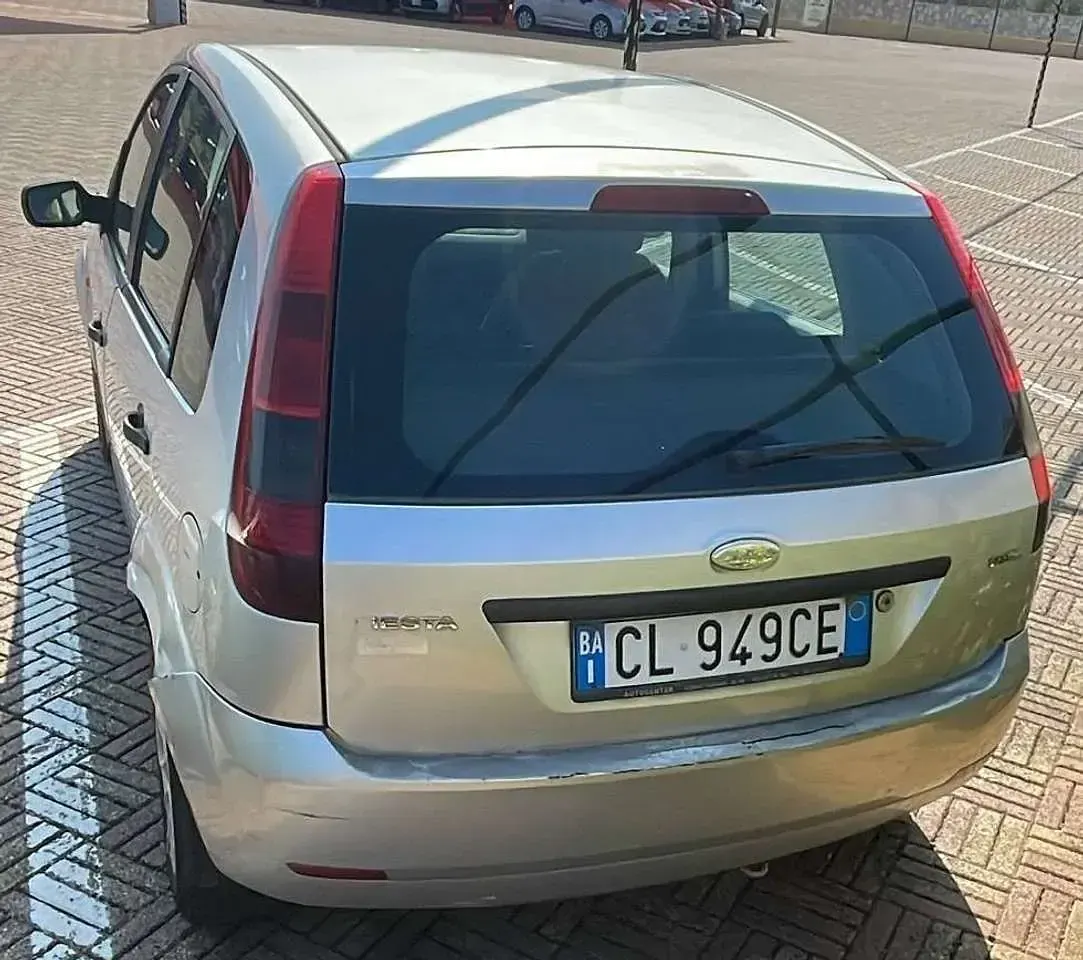Usado Ford Fiesta 68 HP (50 kW) 2004 Other Citadino