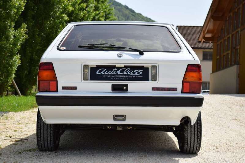 Usata Lancia Delta 140 CV (102 kW) 1992 Bianco Utilitaria
