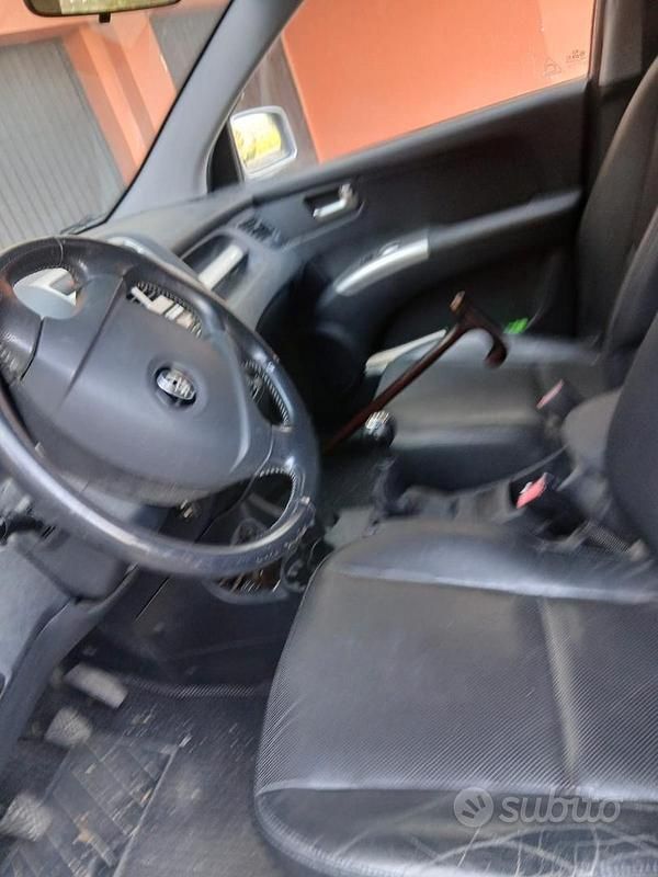 Usata Kia Sportage Active 140 CV (102 kW) 2005 Grigio SUV