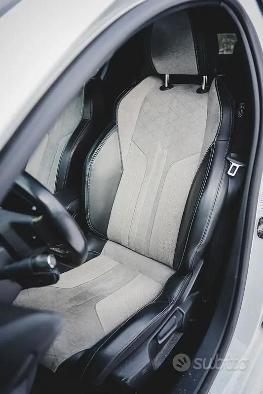 Usata Peugeot 208 GT 100 kW (136 CV) 2019 Bianco Utilitaria