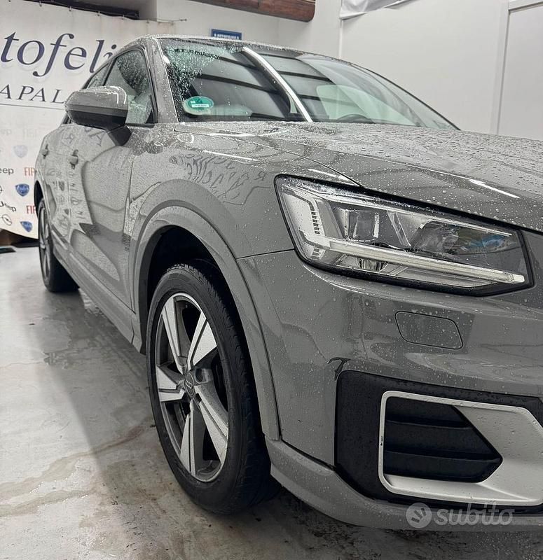 Usata Audi Q2 116 CV (85 kW) 2021 Grigio SUV