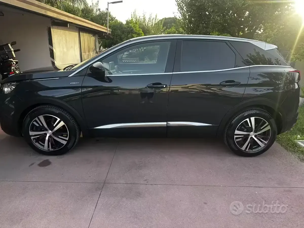Usata Peugeot 3008 GT-line 131 CV (96 kW) 2019 Bluazzurro SUV