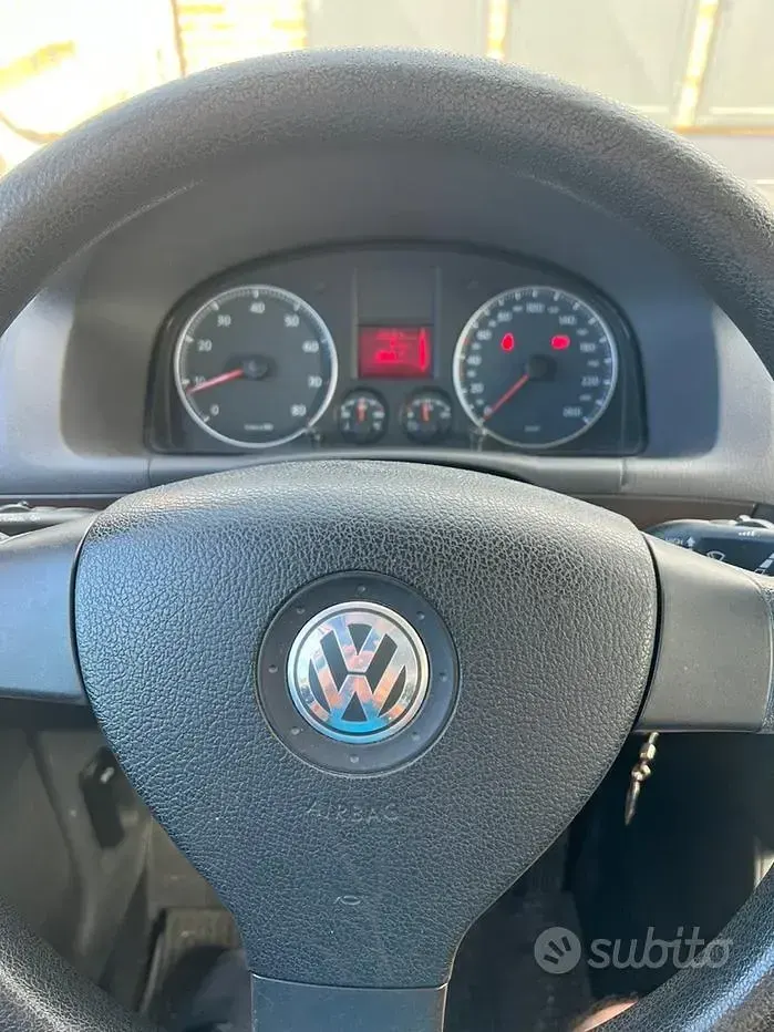 Usata VW Touran 109 CV (80 kW) 2007 Bianco Monovolume