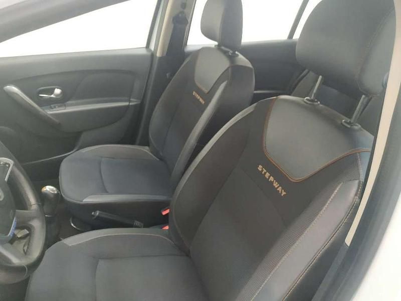 Usata Dacia Sandero Stepway 90 CV (66 kW) 2017 Bianco Utilitaria