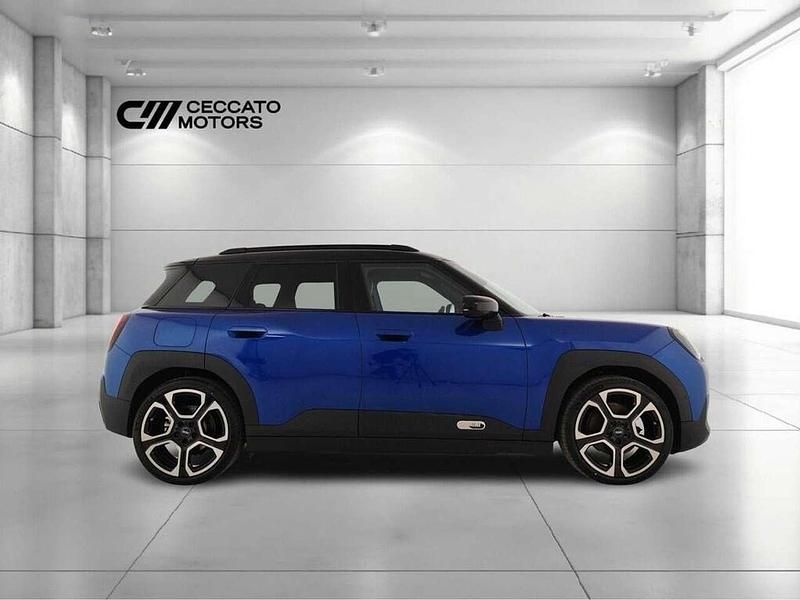 Nuova Mini Aceman Favoured 135 kW (184 CV) 2025 Blazing blue SUV