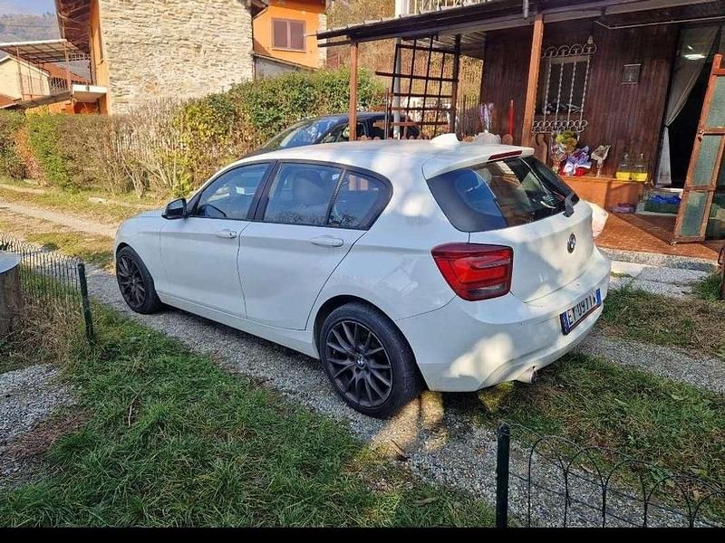 Usata BMW 118 143 CV (105 kW) 2015 Utilitaria