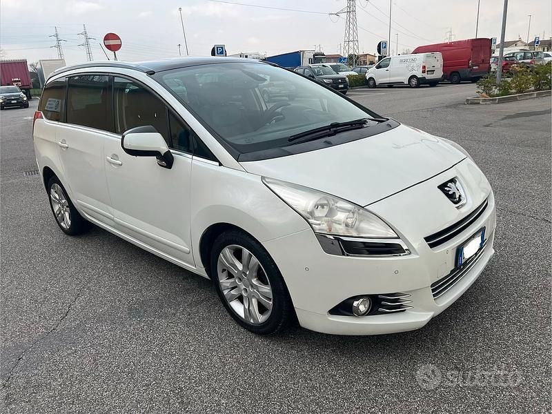 Usata Peugeot 5008 158 CV (116 kW) 2013 Bianco Monovolume