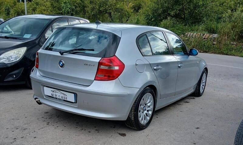 Usata BMW 118 143 CV (105 kW) 2007 Argento Utilitaria