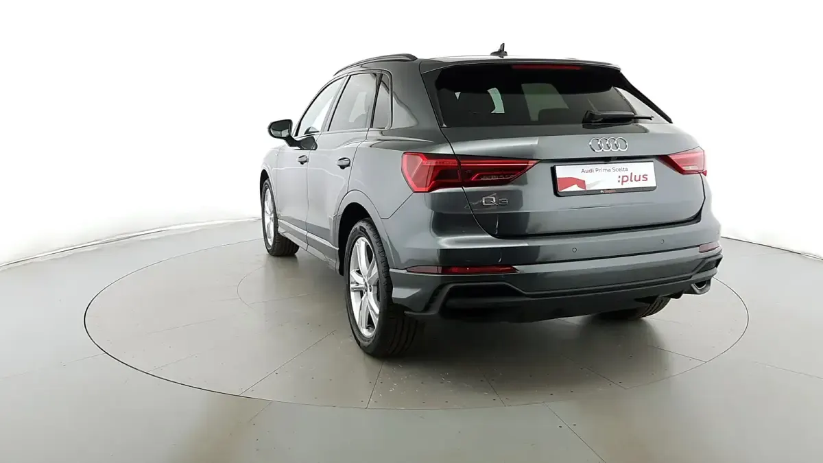 Usata Audi Q3 S-Line 150 CV (110 kW) 2025 Grigio daytona SUV