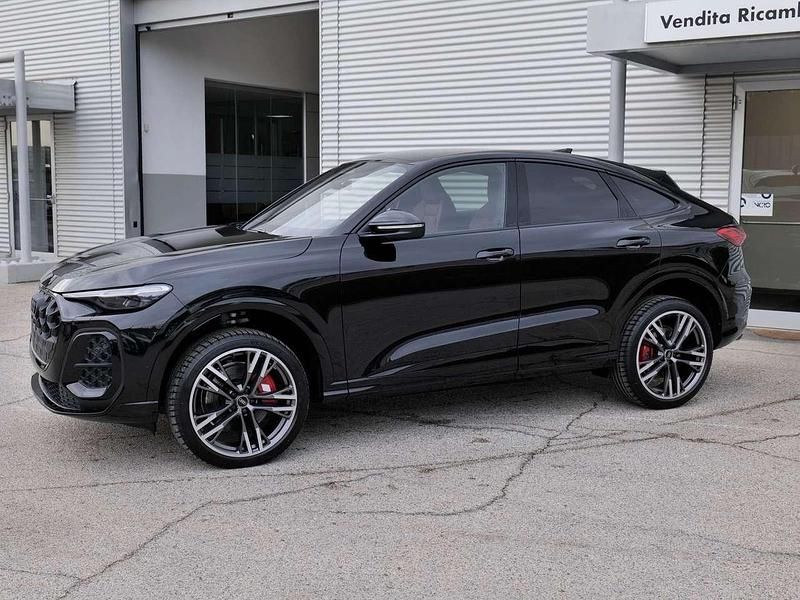 Nuova Audi SQ5 Sportback Sport 367 CV (269 kW) 2026 Nero SUV