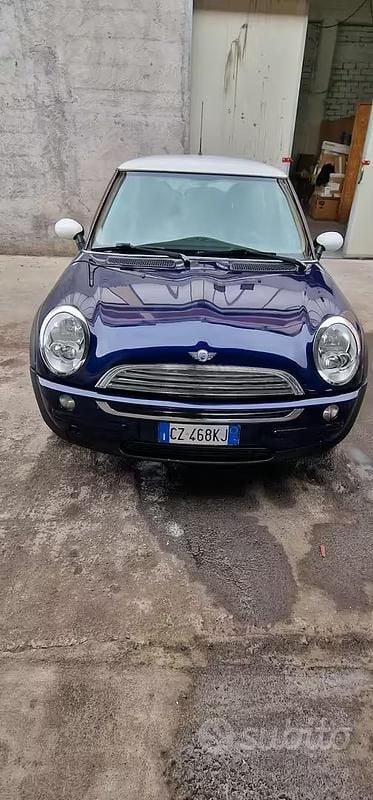 Usata Mini One D 88 CV (64 kW) 2006 Viola Utilitaria