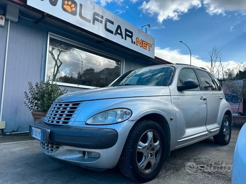 Argento Usata 2001 Chrysler PT Cruiser Limited Tre volumi | 3900 € (Cara) - Immagine 1/2