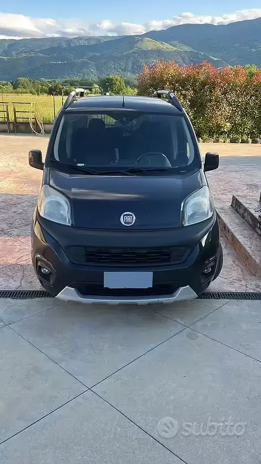 Usata Fiat Qubo Trekking 95 CV (69 kW) 2016 Nero Monovolume