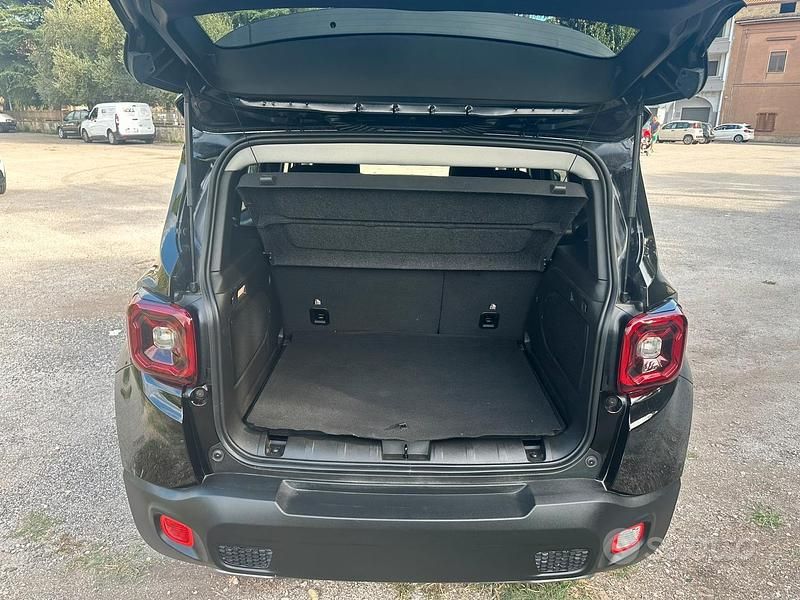 Usata Jeep Renegade Limited 130 CV (95 kW) 2023 Nero SUV