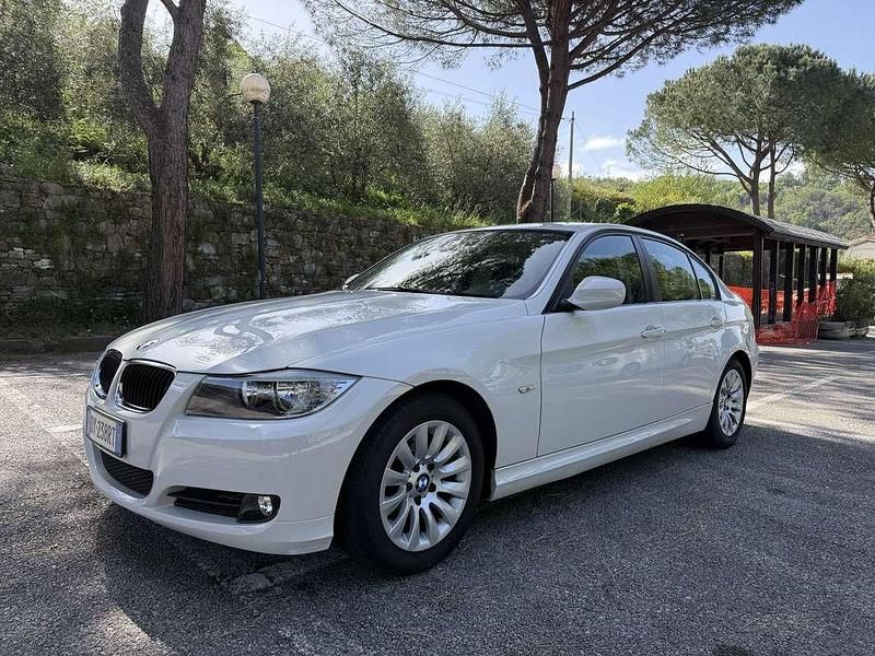 Usata BMW 318 143 CV (105 kW) 2009 Berlina