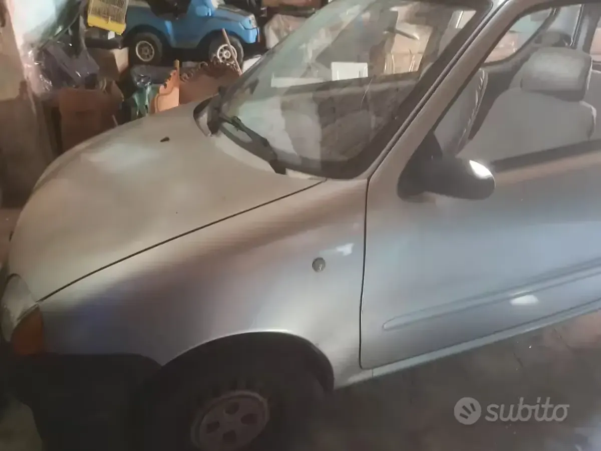 Usata Fiat 600 39 CV (28 kW) 2000 Utilitaria