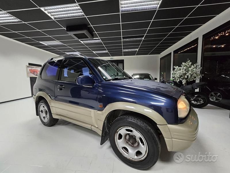Usata Suzuki Vitara 96 CV (70 kW) 2001 Blu SUV