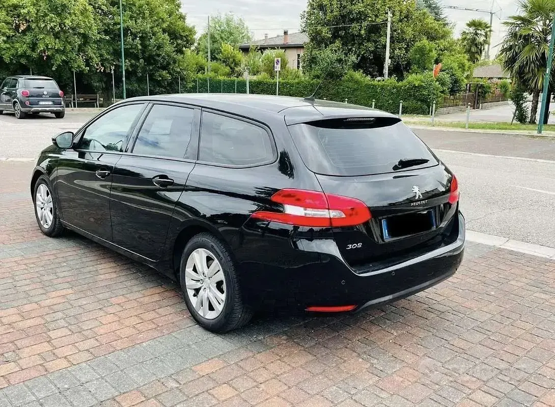 Usata Peugeot 308 SW Business-Line 114 CV (83 kW) 2017 Station wagon