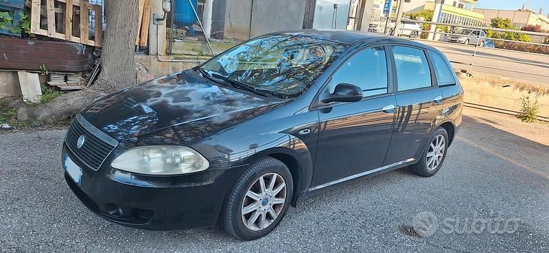 Usata Fiat Croma Dynamic 119 CV (87 kW) 2006 Blu Station wagon
