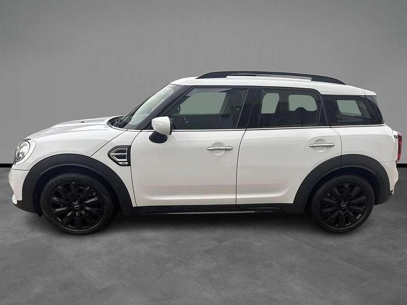 Usata Mini One Countryman 116 CV (85 kW) 2020 Light white SUV