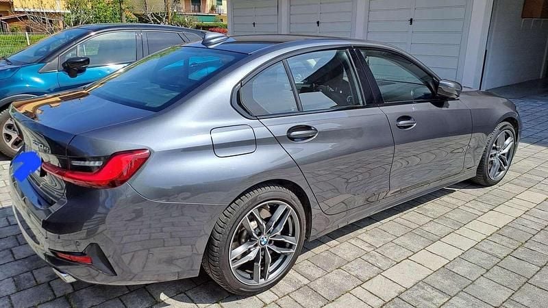 Usata BMW 330e Sport Line 184 CV (135 kW) 2020 Berlina