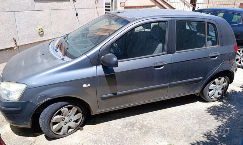 Usata Hyundai Getz 63 CV (46 kW) 2004 Grigio Utilitaria
