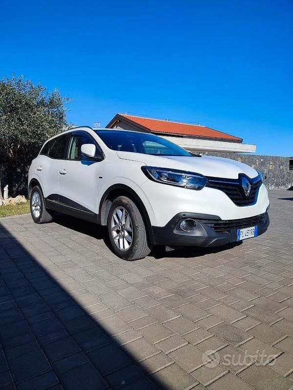 Bianco Usata 2018 Renault Kadjar SUV | 13.200 € (Buon prezzo) - Immagine 1/4