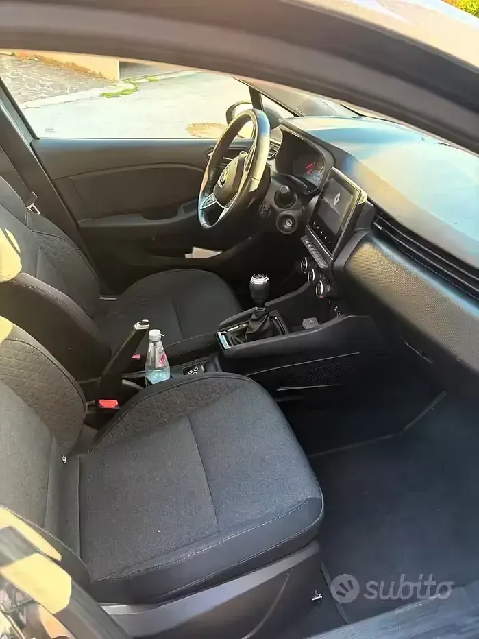 Usata Renault Clio V 48 CV (35 kW) 2022 Berlina