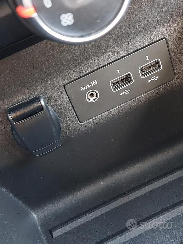 Usata Renault Clio V Intens 85 CV (62 kW) 2020 Marrone Berlina