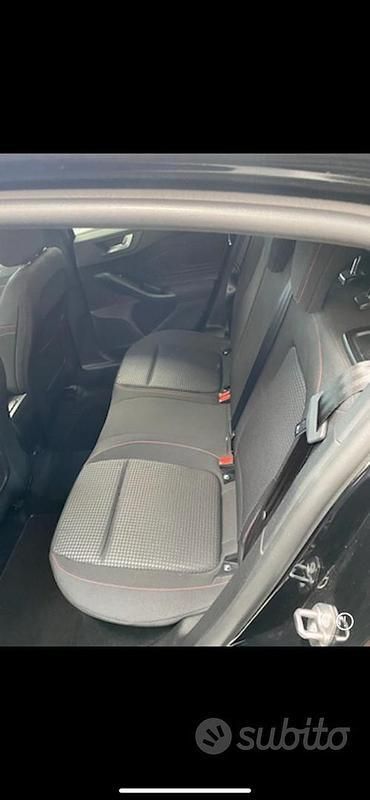 Brugt Ford Focus ST-Line 120 HK (88 kW) 2020 Sort Hatchback