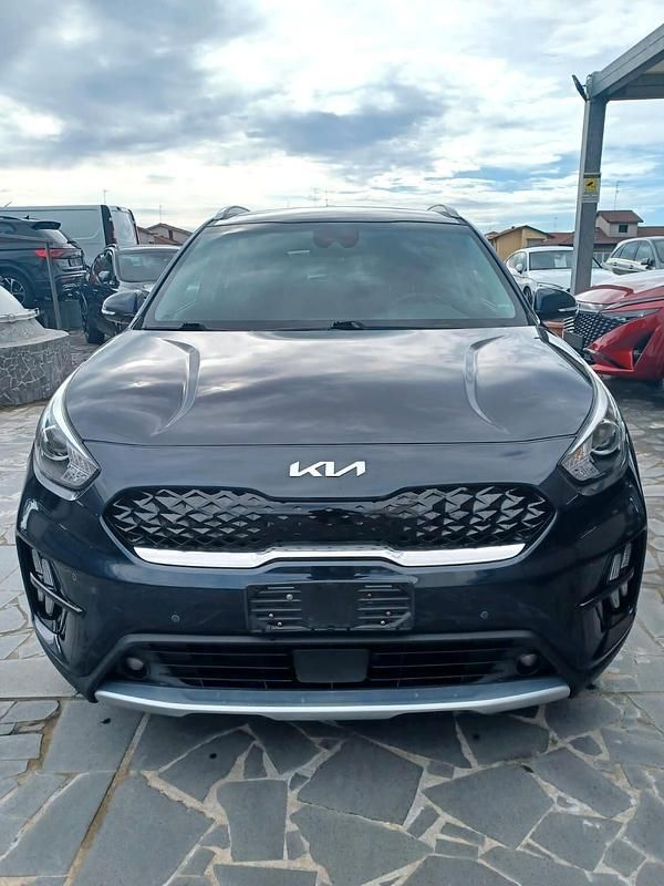 Usata Kia Niro Style 104 CV (76 kW) 2021 Blu SUV