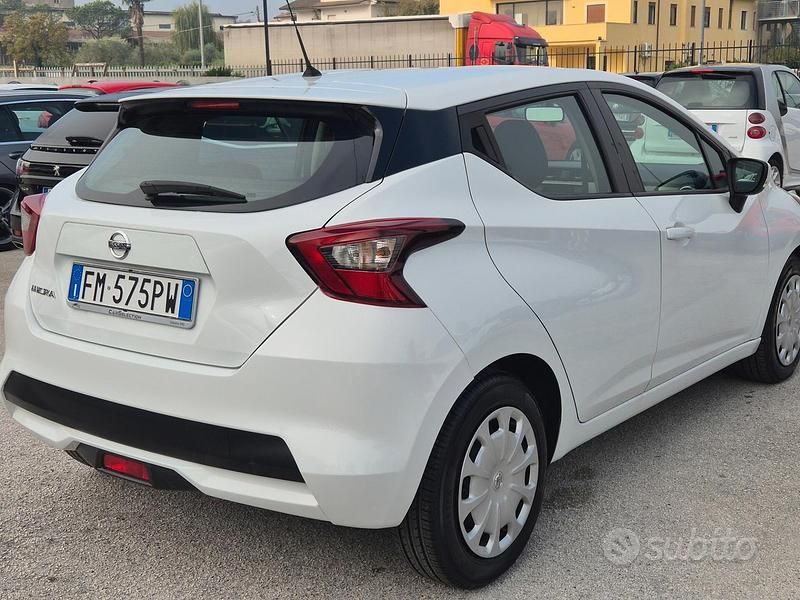 Second-hand Nissan Micra 71 CP (52 kW) 2017 Alb Berlinǎ
