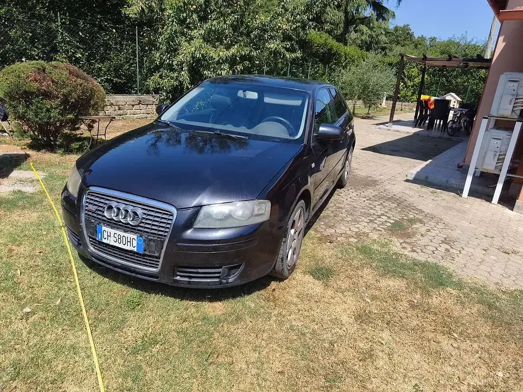 Usata Audi A3 Ambiente 140 CV (102 kW) 2003 Utilitaria