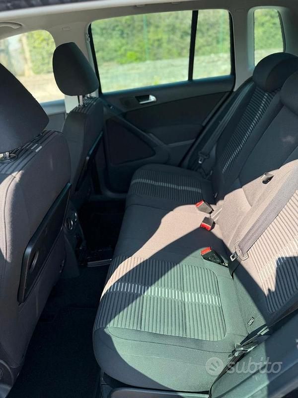 Usata VW Tiguan Sport 140 CV (102 kW) 2010 Nero SUV