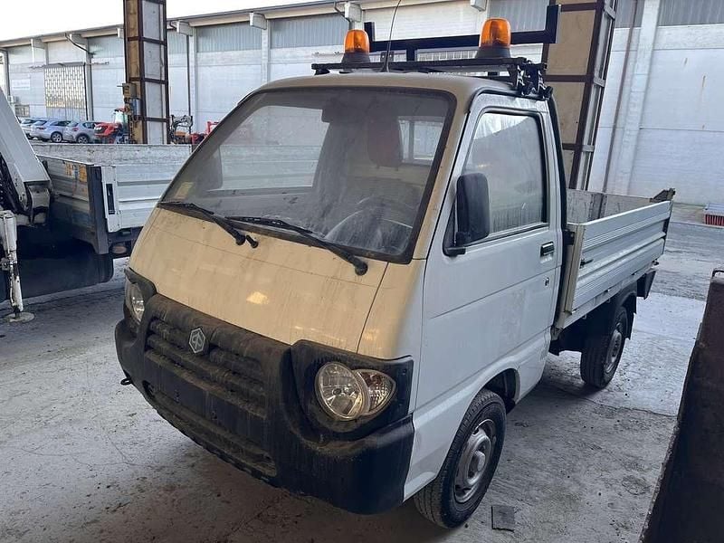 Usata Piaggio Quargo 18 CV (13 kW) 2010 Furgone