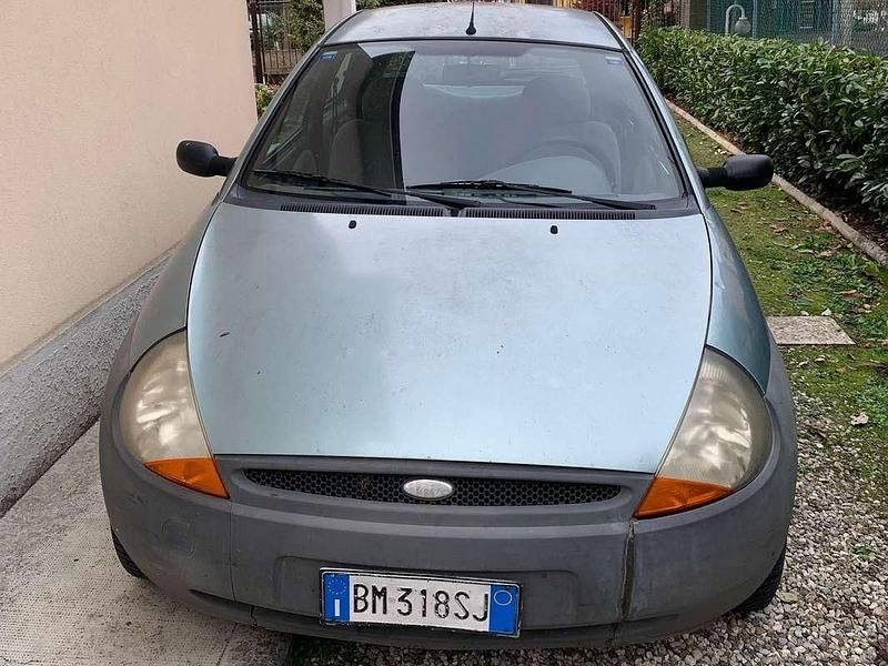 Usata Ford Ka Collection 60 CV (44 kW) 2000 Verde Utilitaria