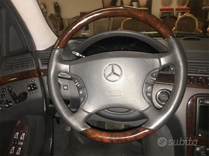 Usata Mercedes S500 306 CV (225 kW) 1999 Grigio Berlina