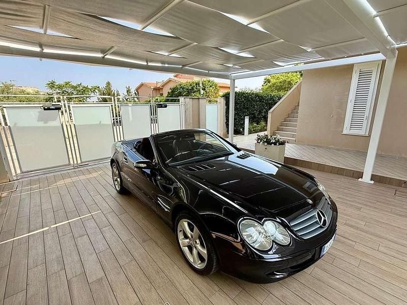 Usata Mercedes SL500 306 CV (225 kW) 2004 Nero Cabrio