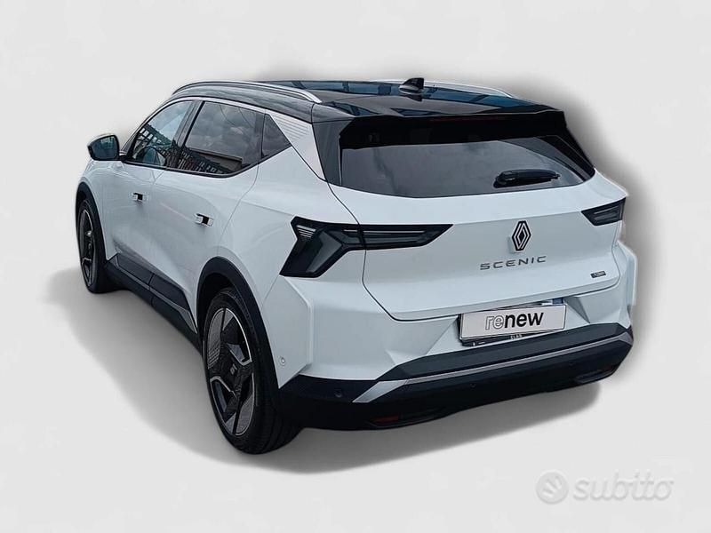 Usata Renault Scenic E-Tech Iconic 161 kW (220 CV) 2024 Bianco SUV