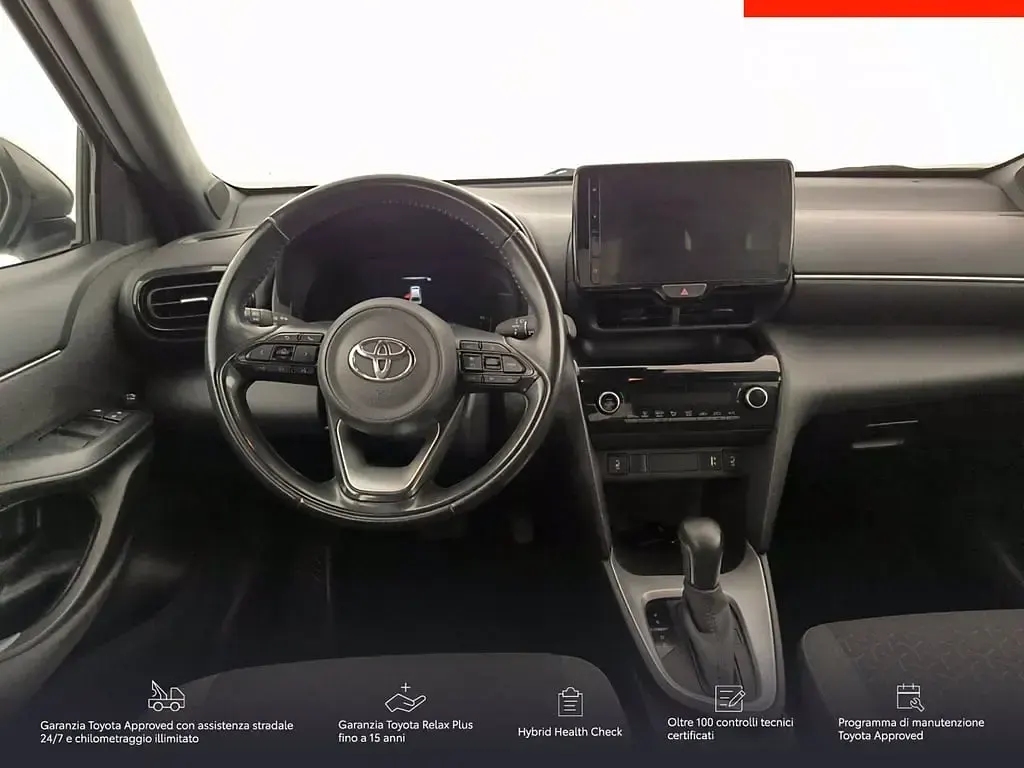 Usata Toyota Yaris Cross Trend 116 CV (85 kW) 2022 Argento SUV