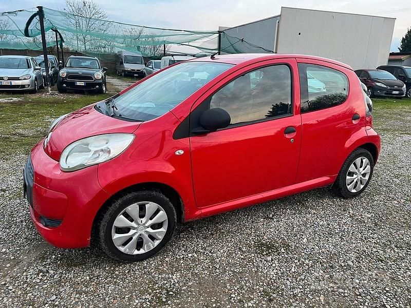 Gebraucht Citroën C1 68 PS (50 kW) 2009 Rot Kleinwagen