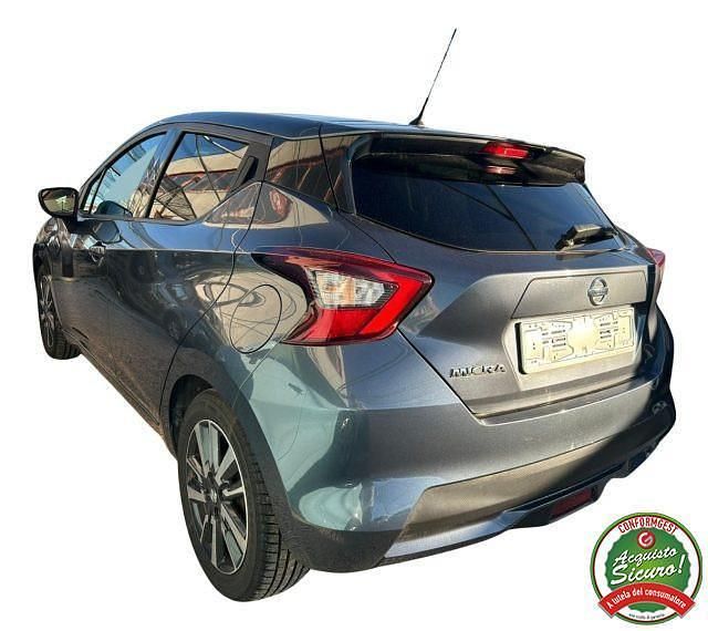Usata Nissan Micra N-Connecta 90 CV (66 kW) 2017 Grigio Utilitaria