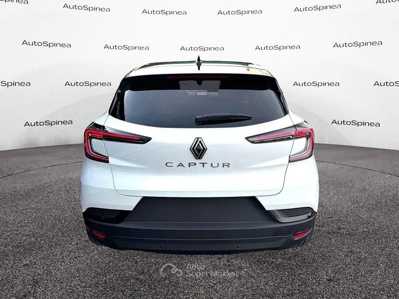 Usata Renault Captur Techno 101 CV (74 kW) 2025 Bianco SUV