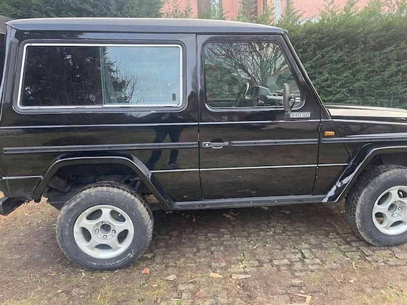 Usata Mercedes G240 72 CV (52 kW) 1987 Nero SUV
