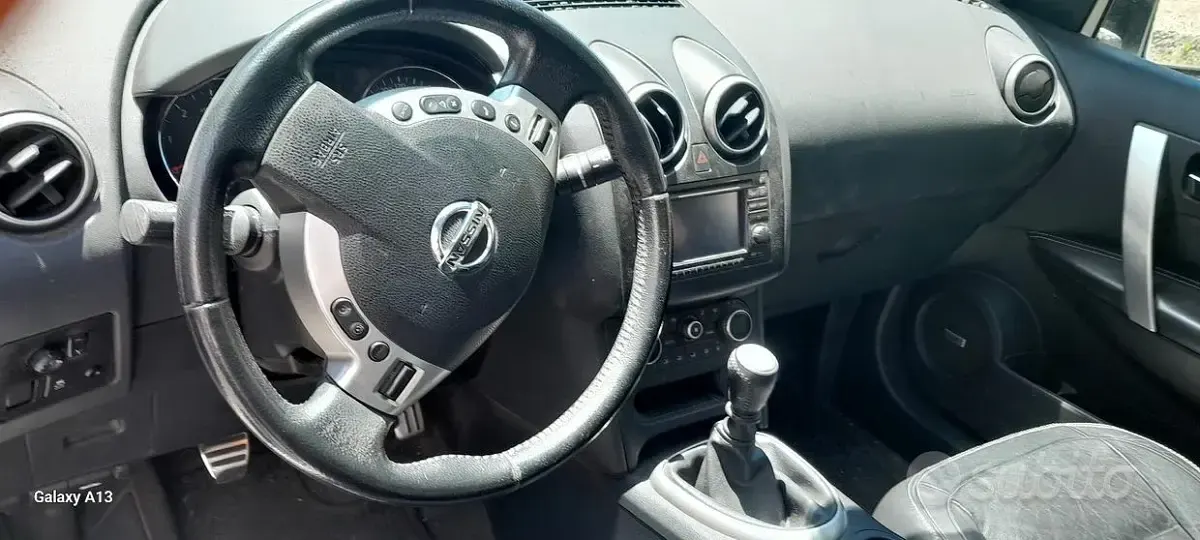 Usata Nissan Qashqai 131 CV (96 kW) 2011 Bianco SUV