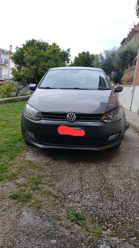 Usata VW Polo Comfortline 75 CV (55 kW) 2013 Grigio Utilitaria