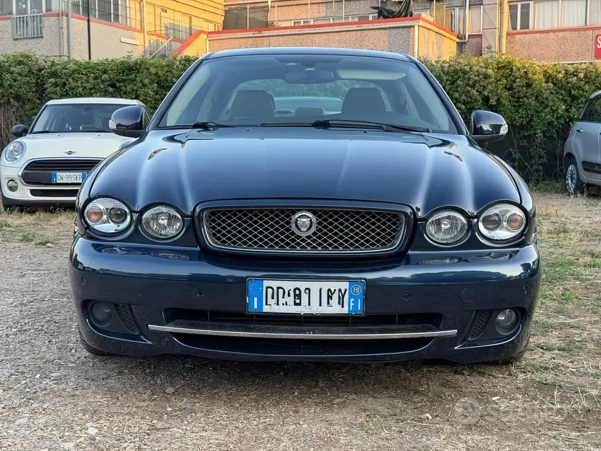 Usata Jaguar X-type Premium Luxury 145 CV (106 kW) 2009 Blu/azzurro Berlina